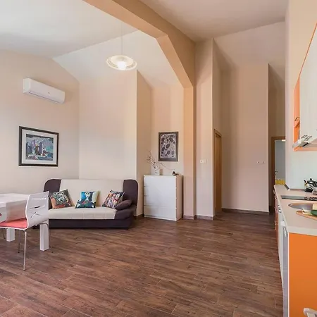 E&t With A Beautiful Pool * Rabac